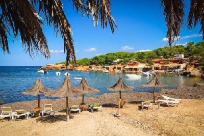 Holiday villas in eastern Ibiza